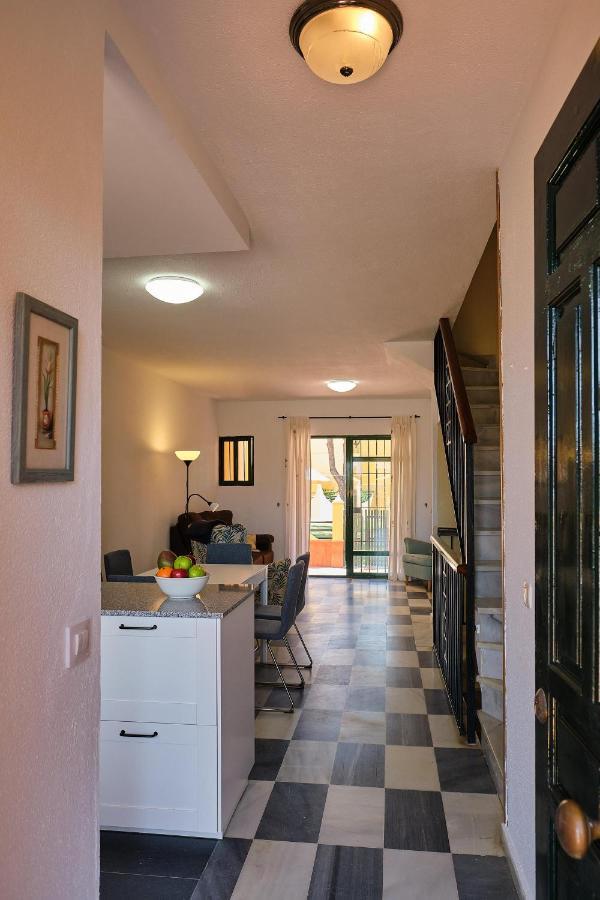 הוילה צ'יקלנה דה לה פרונטרה Casa Marisa Sancti Petri מראה חיצוני תמונה