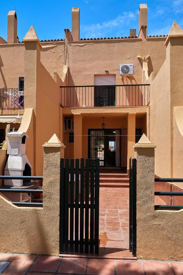 הוילה צ'יקלנה דה לה פרונטרה Casa Marisa Sancti Petri מראה חיצוני תמונה